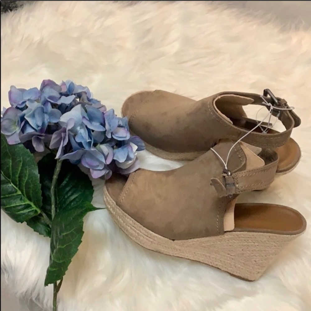🛍Deal of Day! Taupe Cayla Espadrille Sandals - Picture 3 of 4